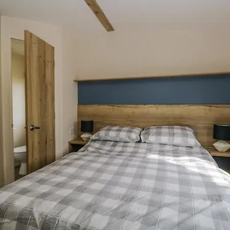 28 Coniston